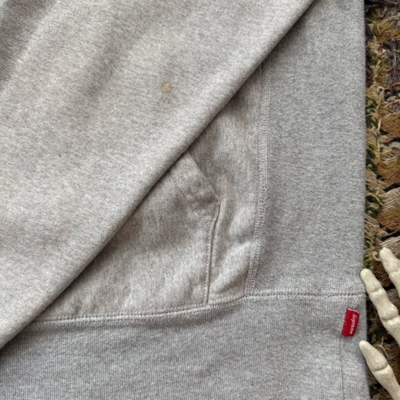Supreme Limited Edition Box Logo Heather Gray Hoodie Made in Canada ~ Size M - Picture 8 of 10